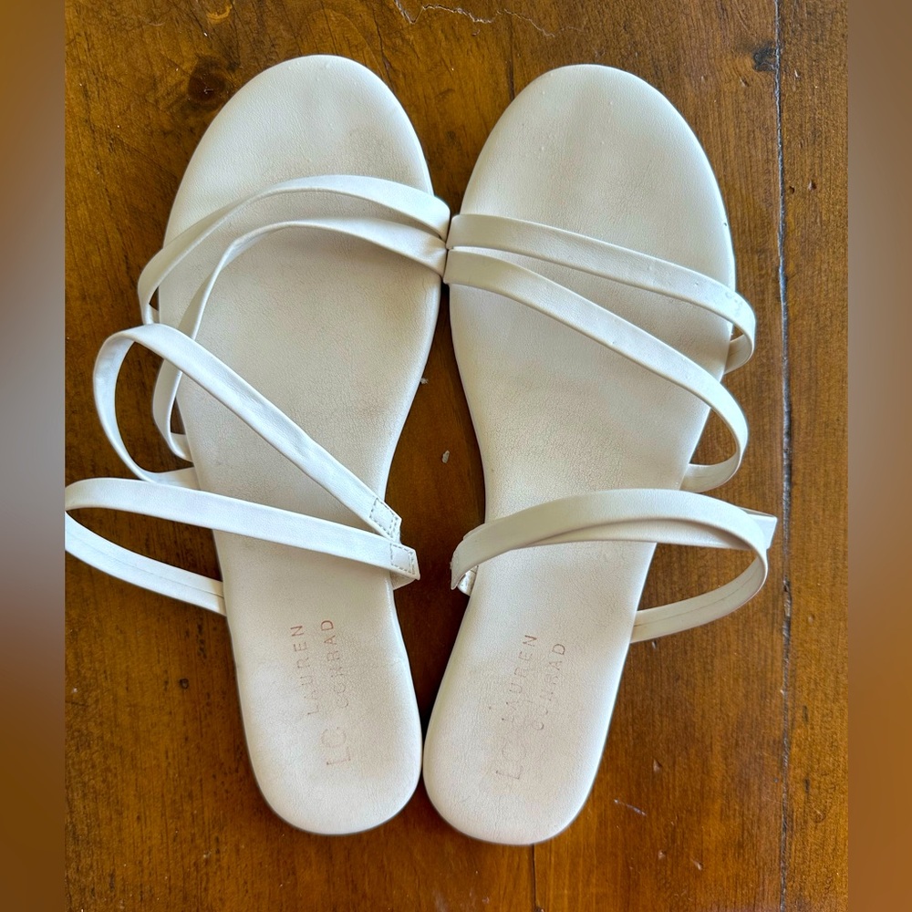 Lauren Conrad size 8 sandals